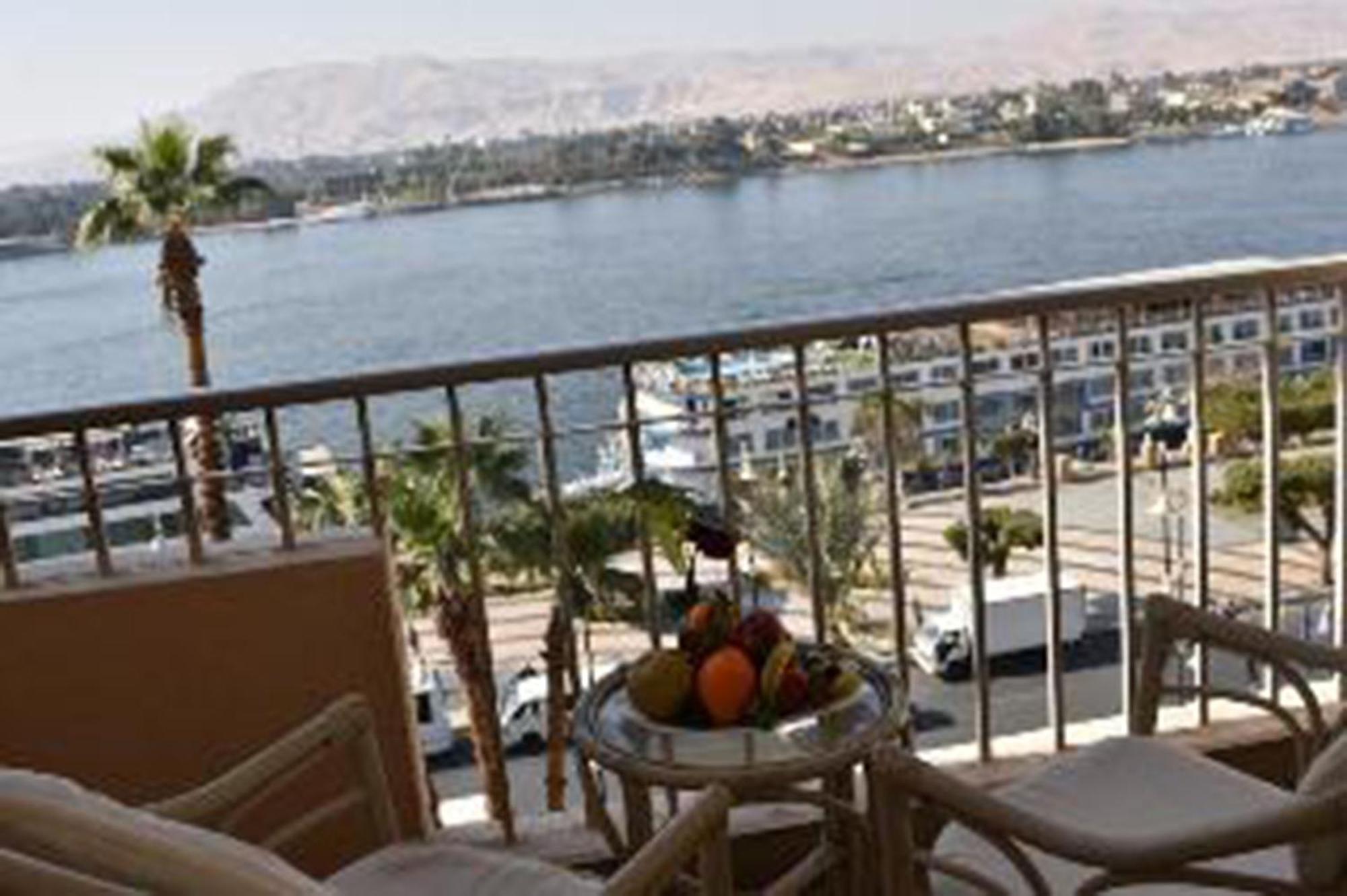 Aracan Eatabe Luxor Hotel Exterior photo