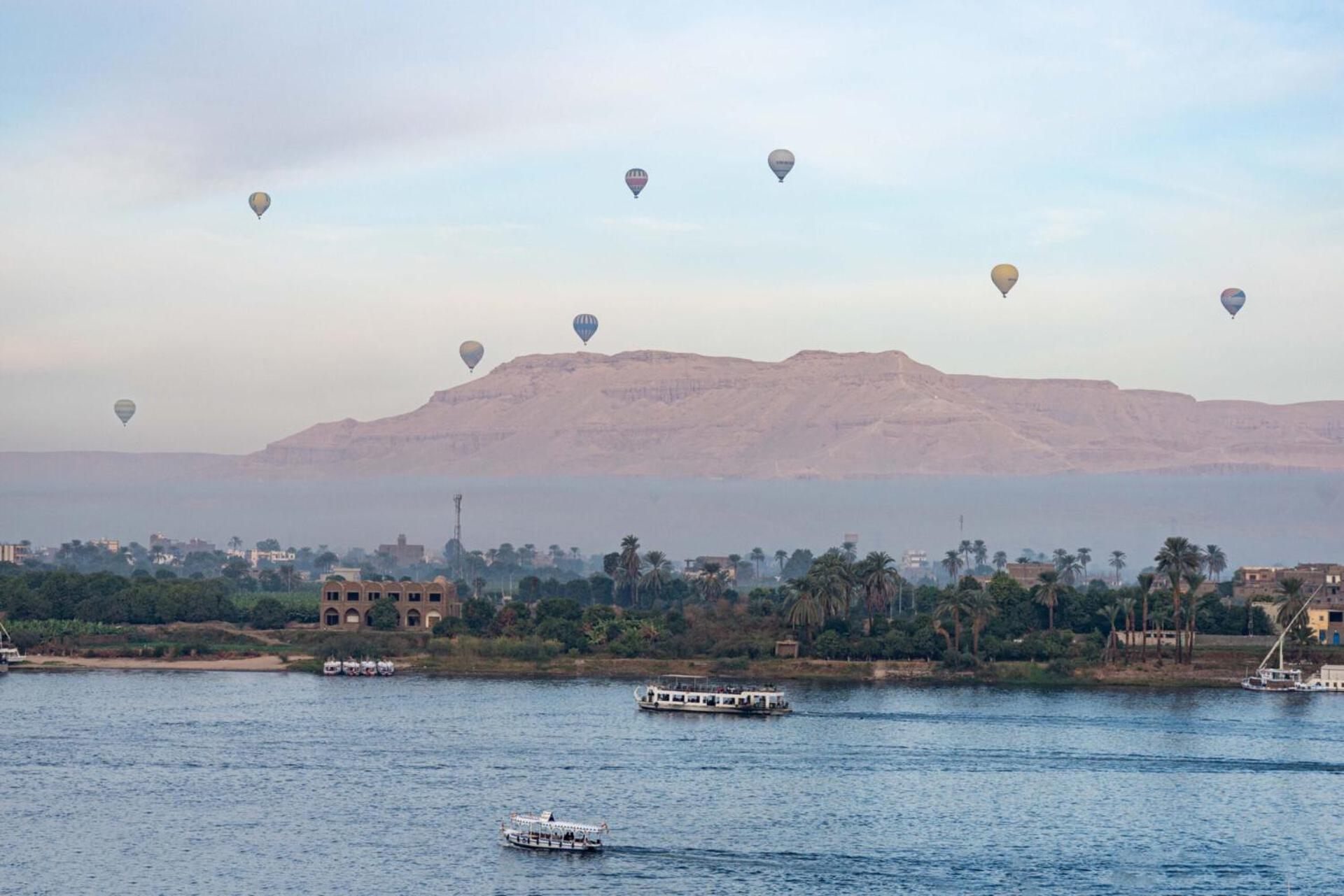 Aracan Eatabe Luxor Hotel Exterior photo