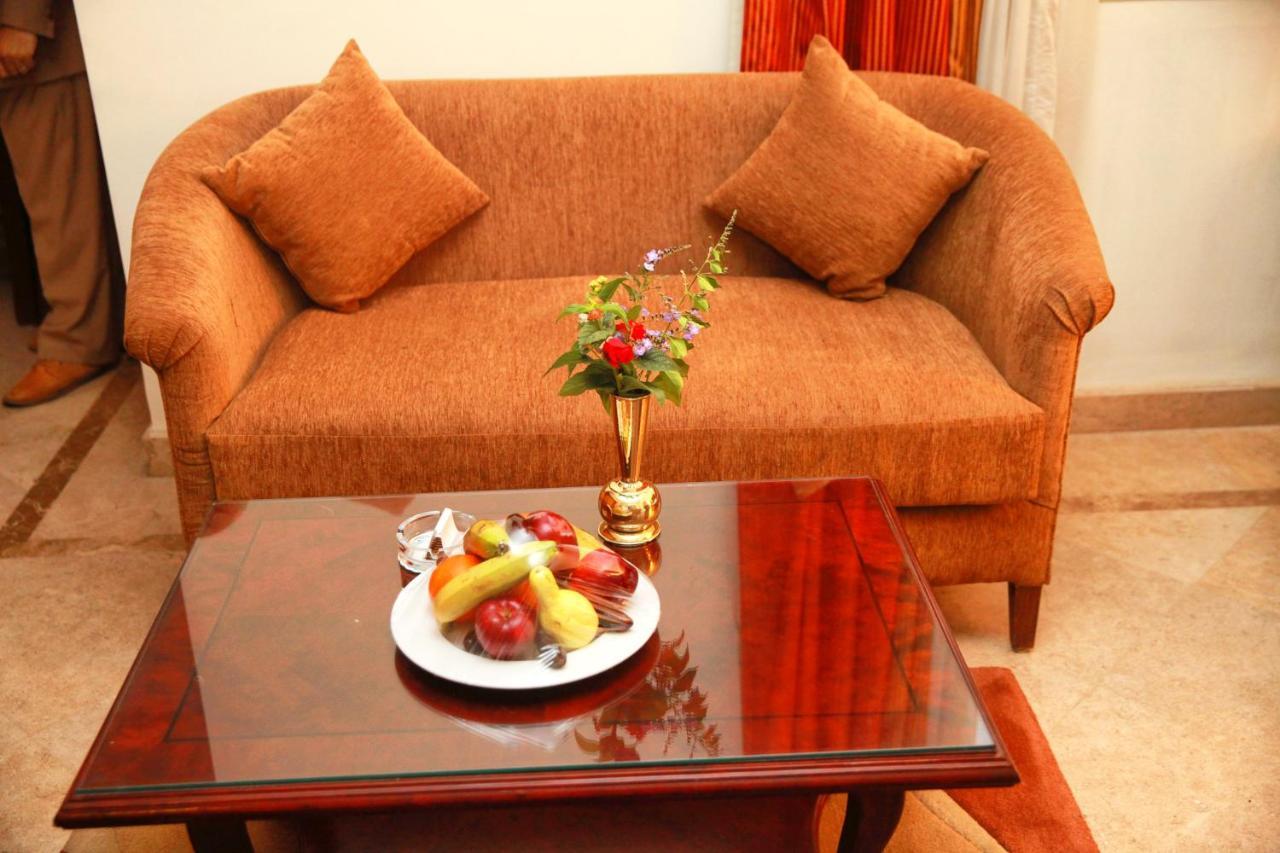Aracan Eatabe Luxor Hotel Exterior photo